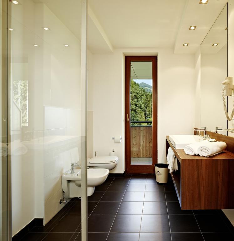 Naturhotel Die Waldruhe Gmbh Chienes Exterior photo